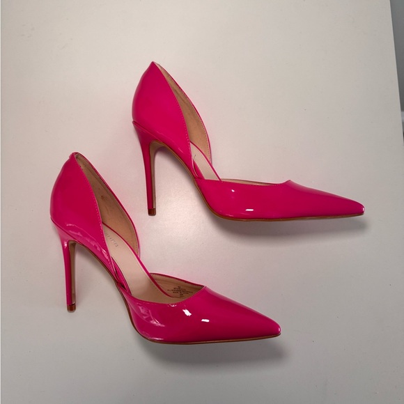 Marc Fisher Hot Pink Heels - Picture 5 of 7